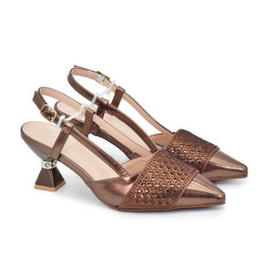 ชุดรองเท้าและกระเป๋าผู้หญิงดีไซน์ใหม่สไตล์แอฟริกัน ประดับด้วยคริสตัลสวยงาม เหมาะสำหรับงานปาร์ตี้ รองเท้าส้นสูงสไตล์อิตาลี พร้อมกระเป๋าเข้าชุด - Product Image 6