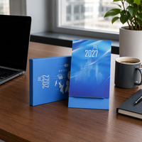 Calendrier de bureau promotionnel 2027 en gros, support en A avec impression personnalisée d'illustrations et de logo, cadeau d'entreprise pour bureau OEM