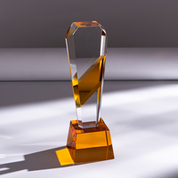 Trofeo de Golf de Cristal Ámbar Personalizado en Oferta - Escultura de Golfista Alado con Base de Bola, Regalo para Ganador de Torneo (Stock Limitado)