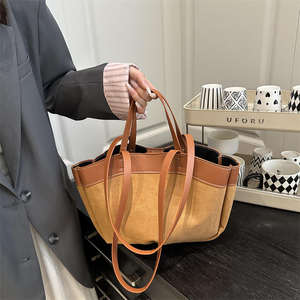 New shoulder <b>bag</b> launched, fashionable and simple portable bucket <b>bag</b> <b>with</b> <b>zipper</b> and large capacity <b>tote</b> <b>bag</b> - Product Image 2