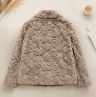 Manteau court en fausse fourrure de lapin pour femme, couleur kaki clair, avec motif losanges 3D en relief, coupe ample, pour l'hiver