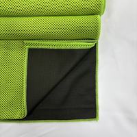 Écharpe carrée rafraîchissante respirante à séchage rapide avec doublure en maille absorbant la transpiration, design sportif pour la course à pied et le cyclisme en extérieur