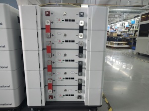 Batterie au lithium CAN empilable 5 kW 15 kW 20 kW 24 V 48 V 51,2 V 200 Ah 280 Ah 300 Ah 330 Ah pour utilisation solaire domestique, fabriquée en Chine - Product Image 3