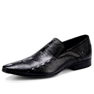 Zapatos de Cuero para Hombre, Estilo Británico, con Patrón de Cocodrilo, Formales de Negocios, Mocasines Sin Cordones para Uso Casual - Product Image 1