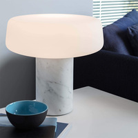 Lampe de table décorative en verre et marbre, style nordique simple, pour chambre à coucher et salon, modèle design