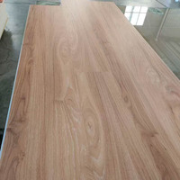 Rutschfester Parkett-Laminat-Kunststoffboden Holzoptik SPC-Bodenbelag Wasserdichter LVP-Bodenbelag Vinylplanken
