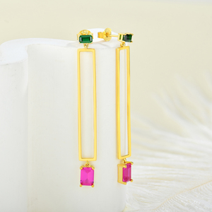 <span class=keywords><strong>Orecchini</strong></span> <span class=keywords><strong>Rettangolari</strong></span> Cavi in <span class=keywords><strong>Argento</strong></span> 925 Placcato Oro con Due Zirconi Cubici, Impermeabili, Vendita all'Ingrosso - Product Image 2