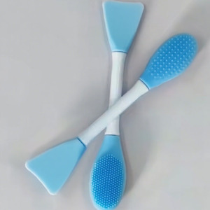 Pinceau applicateur de masque facial en silicone à double tête en gros |   Mini Spatule Applicateur de Masque en Gel pour Soins de la Peau et Maquillage - Product Image 5
