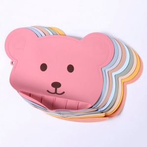 Babero Portátil para Bebés, Estilo Dibujos Animados, Impermeable, Tapete de Silicona para Comer, Resistente al Calor, Artículos para Bebés - Product Image 1