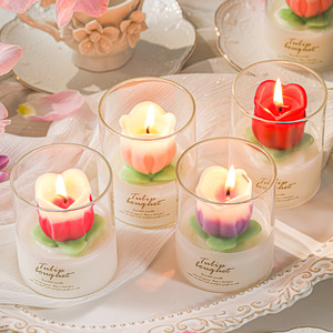 Vela Aromática Hecha a Mano con Forma de Tulipán, Regalo Romántico con Aroma Floral, Perfecta para el Día de San Valentín, Citas y Recuerdos - Product Image 1