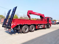Camion grue sur châssis CLW SHACMAN 8x4 |   Roulement de moteur de boîte de vitesses de pompe Zoomlion 18 tonnes |   Hauteur de levage de 21,5 m |   Bras à cinq sections haute performance