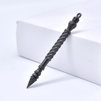 Pendentif Phurba Bouddhiste Tibétain à Poignée Torsadée et Pointe Unique, en Alliage de Métal Foncé, Amulette Vajra Phurba, Breloque Collier