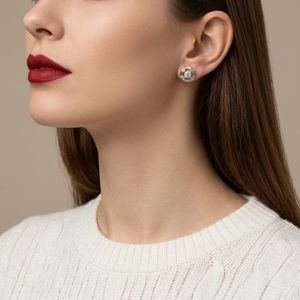 Pendientes de Diseño Cuadrado con Esmalte Azul y Joyería de Diseño Elegante y Clásica en Oro de 22K para Mujer con Centro de Cristal - Product Image 2