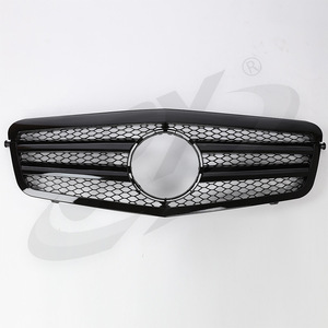 Calandre avant Mercedes-Benz pour Classe E W212 2010-2013 avec grand logo, mise à niveau retrofit - Product Image 2