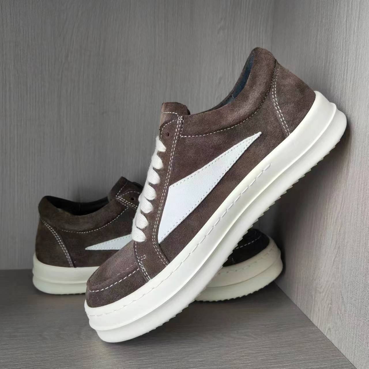 สีน้ำตาลกาแฟ