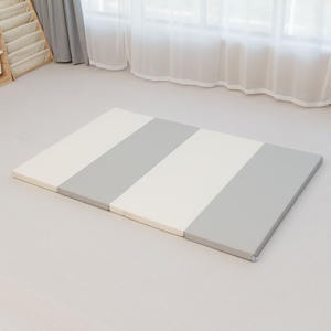 Vente en gros de tapis rampant en cuir PU <span class=keywords><strong>pour</strong></span> bébé de style moderne à usage domestique tapis sensoriel imperméable et inodore anti-chute <span class=keywords><strong>pour</strong></span> enfants - Product Image 1
