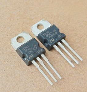 <span class=keywords><strong>Transistores</strong></span> TIP41C <span class=keywords><strong>y</strong></span> TIP42C ST TRANS Bipolar (BJT) <span class=keywords><strong>NPN</strong></span> 100V <span class=keywords><strong>PNP</strong></span> 6A TO-220 Transistor bipolar único TIP41 <span class=keywords><strong>y</strong></span> TIP42 - Product Image 1
