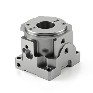 Komponen <span class=keywords><strong>Die</strong></span> <span class=keywords><strong>Casting</strong></span> <span class=keywords><strong>Aluminium</strong></span> otomotif kustom dengan mesin CNC yang disediakan oleh Tiongkok untuk mobil dan suku cadang otomotif - Product Image 1