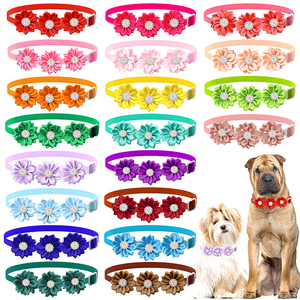 Collar <span class=keywords><strong>para</strong></span> Perro o Gato con 20 Colores, Diseño Floral con Pedrería, Lazo Decorativo, Ajustable, <span class=keywords><strong>para</strong></span> <span class=keywords><strong>Perros</strong></span> Pequeños y Medianos, Cachorros - Product Image 1