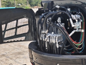 รถขุดมือสอง Kobelco SK35 สภาพ 90% รถขุดขนาดเล็ก 3.5 ตัน Kobelco SK35 เครื่องขุดตักดิน - Product Image 5