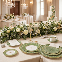 Service de Table de Luxe en Porcelaine Verte avec Bordure en Or Véritable, Vaisselle de Mariage en Porcelaine Fine, Ensemble Assiettes et Bols en Céramique Motif Cygne Style Palais 2026