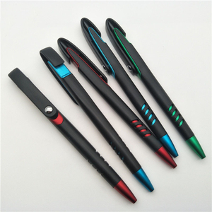 Stylo bille en plastique noir mat promotionnel spécial, bon marché, avec logo imprimé sur mesure - Product Image 6