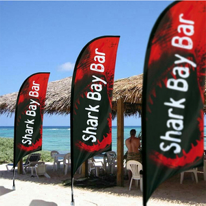 Drapeau publicitaire en polyester imprimé sur mesure, résistant à la décoloration, facile à assembler, pour branding d'entreprise et promotion en salon professionnel - Product Image 1