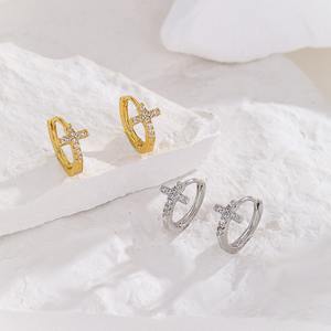 Pendientes de Aro de Cobre con Micro Cruz Chapados en Oro de Moda al por Mayor para Mujer, con Zirconia como Piedra Principal, Joyería, Accesorio de Regalo - Product Image 2