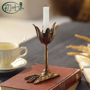 Chandeliers vintage en fer forgé, design pattes de poulet, bougeoirs décoratifs de bureau, ensemble de décoration pour la maison - Product Image 3