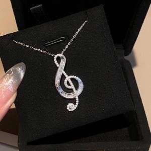 สร้อยคอเงินแท้ S925 ดีไซน์แฟนตาซีรูปผีเสื้อ ประดับลูกปัด แฟชั่นระดับไฮเอนด์ ลายผีเสื้อคู่ ขัดเงาแบบกลวง ให้บรรยากาศหรูหรา - Product Image 1