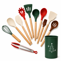 Ensemble d'ustensiles de cuisine en silicone de Noël en gros avec manches en bois - Ustensiles de cuisson avec support de rangement