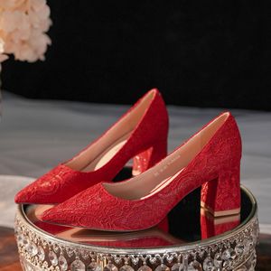 Escarpins de mariage à bout pointu 6555G, en dentelle, talon carré, chaussures de mariée hautes - Product Image 1