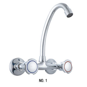 Lente Zomer Enkelgreeps Klassieke Moderne Wandgemonteerde Messing Chroom Keukenkraan met 2 Gaten voor Koud en Warm Water - Product Image 2