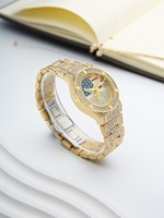 Montre RICECGO Iced Out Moissanite, diamantée, luxe, quartz, date, style hip-hop, or, entièrement sertie de diamants.