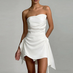 Nuovo Arrivo 2026: Tuta Corta Elegante <span class=keywords><strong>Bianca</strong></span> con Spalle Scoperte, Pieghe e Vita Alta, Stile Skort, Perfetta per Serate Speciali - Product Image 5