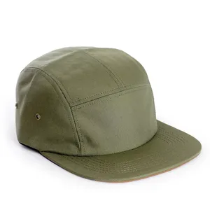 Özel Logo deri kayış ile kamp şapka geri düz ağız yapılandırılmamış 5 Panel şapka kamp kapakları