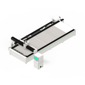 Machine de découpe laser à fibre CNC 3015 1500W pour tubes et tuyaux en acier et métal carbone - Product Image 3