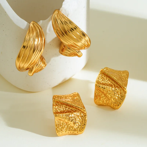 Pendientes Geométricos Irregulares de Acero Inoxidable 304 con Baño de Oro de 18K, Joyería Moderna para Mujer - Product Image 3