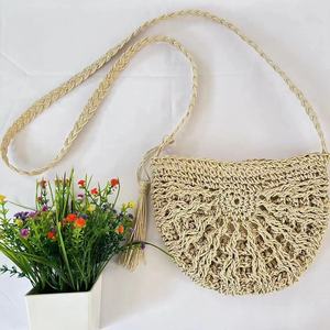Túi cói dệt tay mùa hè đi biển dành cho nữ, có khóa kéo, đeo chéo, đeo vai, kèm tua rua - Product Image 6