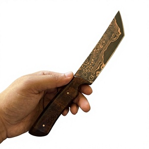 Cuchillo de Hoja Fija de Acero Damasco y Cobre con Mango de Madera, Personalizable, para Caza, Camping y Supervivencia, Punta de Gota, Dureza 58-60, Garantía de 3 Años - Product Image 1