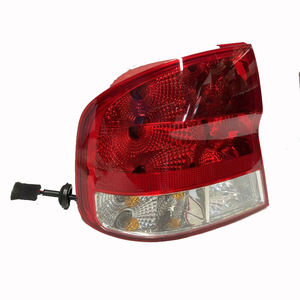 Accessoires de feu arrière Offre Spéciale pour <span class=keywords><strong>Chevrolet</strong></span> <span class=keywords><strong>aveo</strong></span> 2004 - <span class=keywords><strong>2006</strong></span> 42395698, <span class=keywords><strong>prix</strong></span> d'usine - Product Image 2