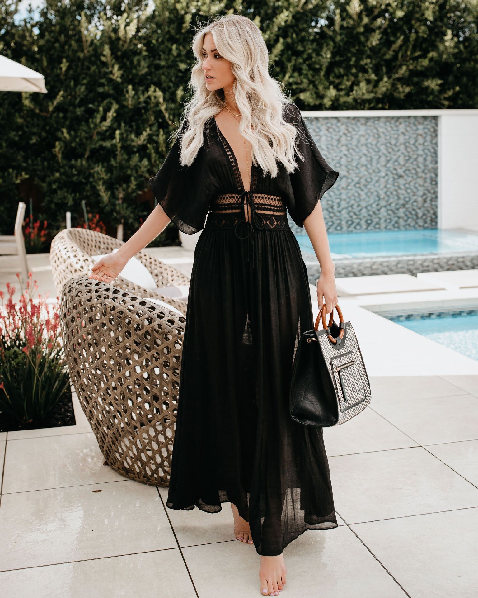 Plus Size Beach Long Maxi Dress - White V Neck Tunic