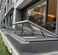 Fenêtre automatique verticale moderne en aluminium pour la ventilation des toits de bâtiments commerciaux, isolation thermique, pour escalier de sous-sol