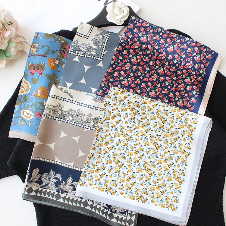 Bufanda de seda satinada para mujer, pañuelo personalizado de nuevo diseño