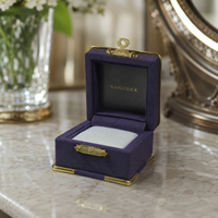 Boîte à bijoux de luxe, boîte de présentation de bijoux en velours avec logo personnalisé, boîte cadeau vintage, emballage cadeau OEM ODM, emballage de bijoux