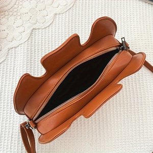 กระเป๋าสะพายข้างผู้หญิงลายการ์ตูนค้างคาวฮาโลวีนสุดเท่ห์ รุ่นใหม่ ซีรีส์ดาร์ก - Product Image 4