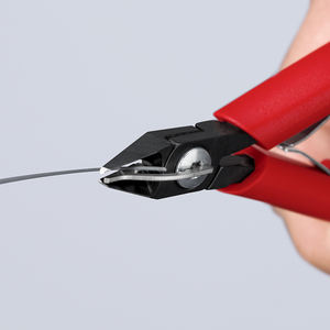 Coupe-fil diagonale électronique Knipex, largeur de mâchoire 1/4 po, pointe lisse, qualité industrielle, en acier au chrome-vanadium - Product Image 1