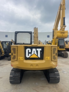 Miniexcavadora de 7 Toneladas con Cucharón de Excavación de 0.33m de Capacidad, Equipo Usado con Motor, Caja de Cambios y PLC - Product Image 4