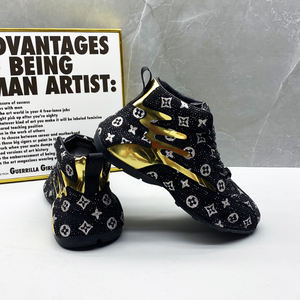 รองเท้าผ้าใบผู้ชายทรงหุ้มข้อสูง สไตล์ลำลอง ประดับคริสตัลลายพิมพ์  รุ่นเพิ่มความสูง พื้นหนา เหมาะสำหรับเดินเล่นในฤดูใบไม้ผลิ ปี 2026 - Product Image 5