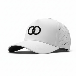 Casquette de golf OEM personnalisée en maille perforée avec logo, 5 panneaux, visière légèrement incurvée, snapback, patch en caoutchouc imperméable - Product Image 1